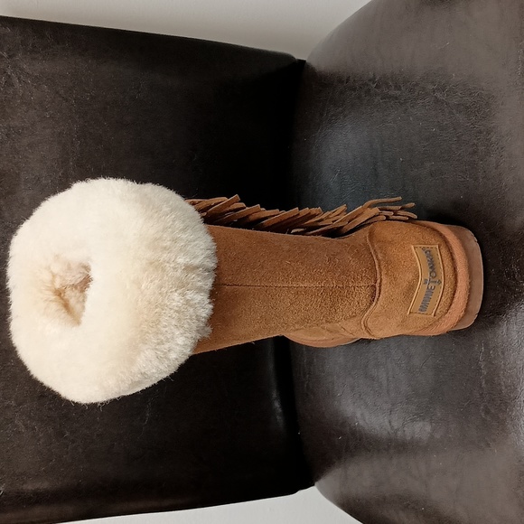 Minnetonka Fringe Canyon Boot/moccasin in Brown Tan Youth or petite women Suede - Picture 4 of 4